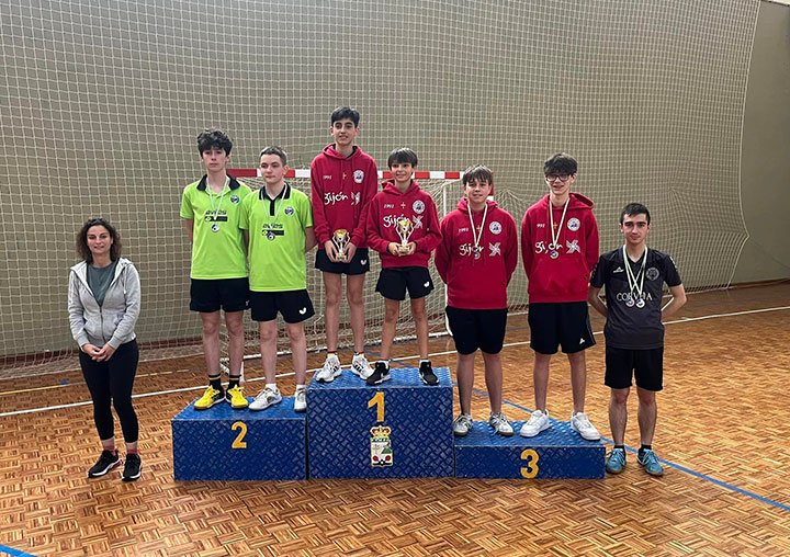 Campeonatos de Asturias de tenis de mesa absolutos (equipos) y juveniles (individual y dobles).