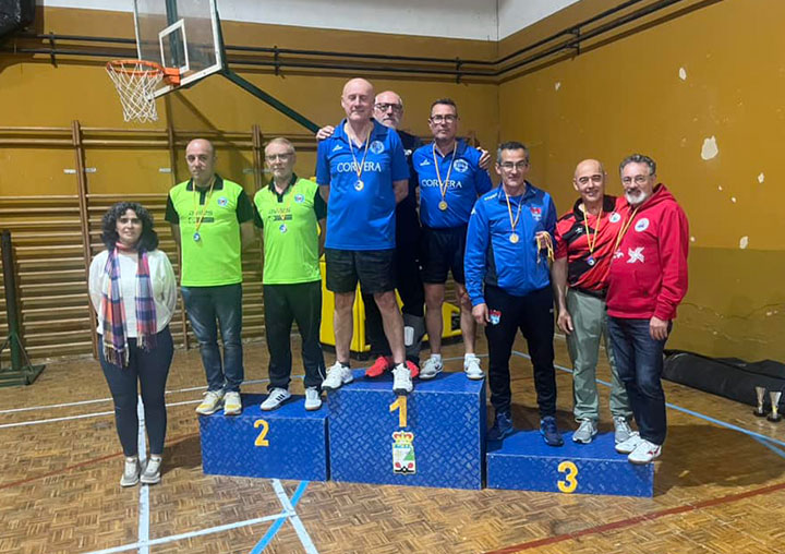 Campeonatos de Asturias de tenis de mesa categoría veteranos (equipos, individual y dobles) y alevines en modalidad equipos.