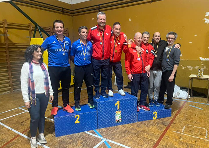 Campeonatos de Asturias de tenis de mesa categoría veteranos (equipos, individual y dobles) y alevines en modalidad equipos.