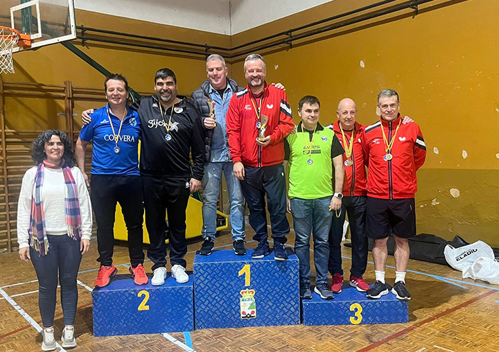 Campeonatos de Asturias de tenis de mesa categoría veteranos (equipos, individual y dobles) y alevines en modalidad equipos.