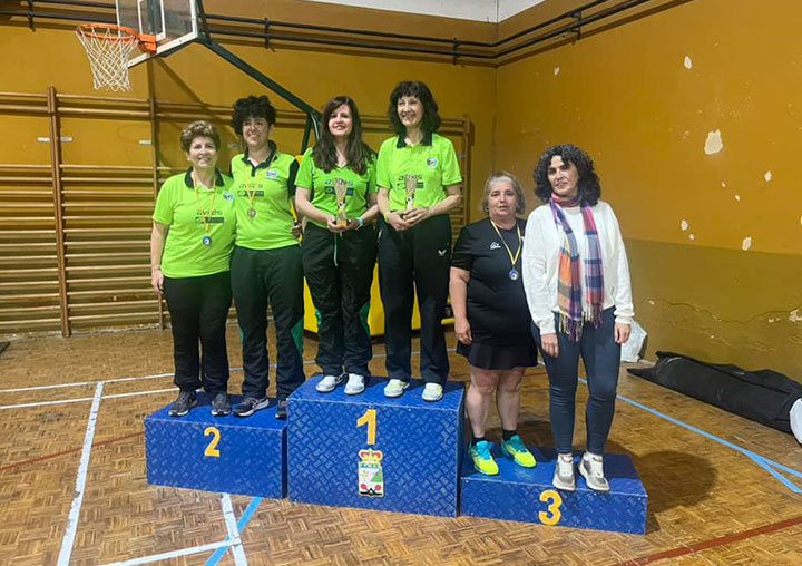 Campeonatos de Asturias de tenis de mesa categoría veteranos (equipos, individual y dobles) y alevines en modalidad equipos.