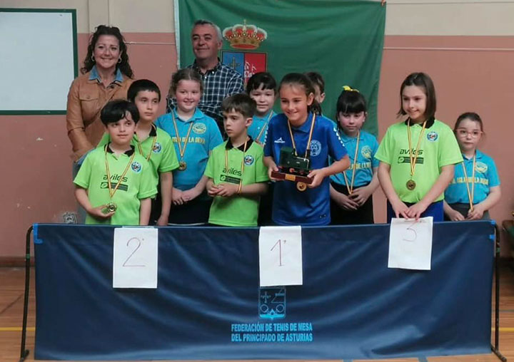 I Torneo jóvenes promesas tenis de mesa Isla de la Deva.